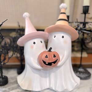 ✨NEW👻Ghosts with Pink Witch Hats Holding Pink Pumpkin Decor🎃